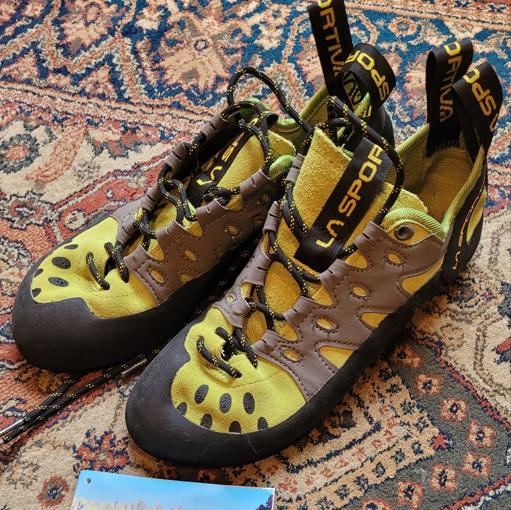 La Sportiva Tarantulace Climbing Unisex Shoes green